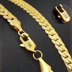 ✨ 18K Gold Plated Chain Necklace – New – Elegant & Shiny Finish🎁💥